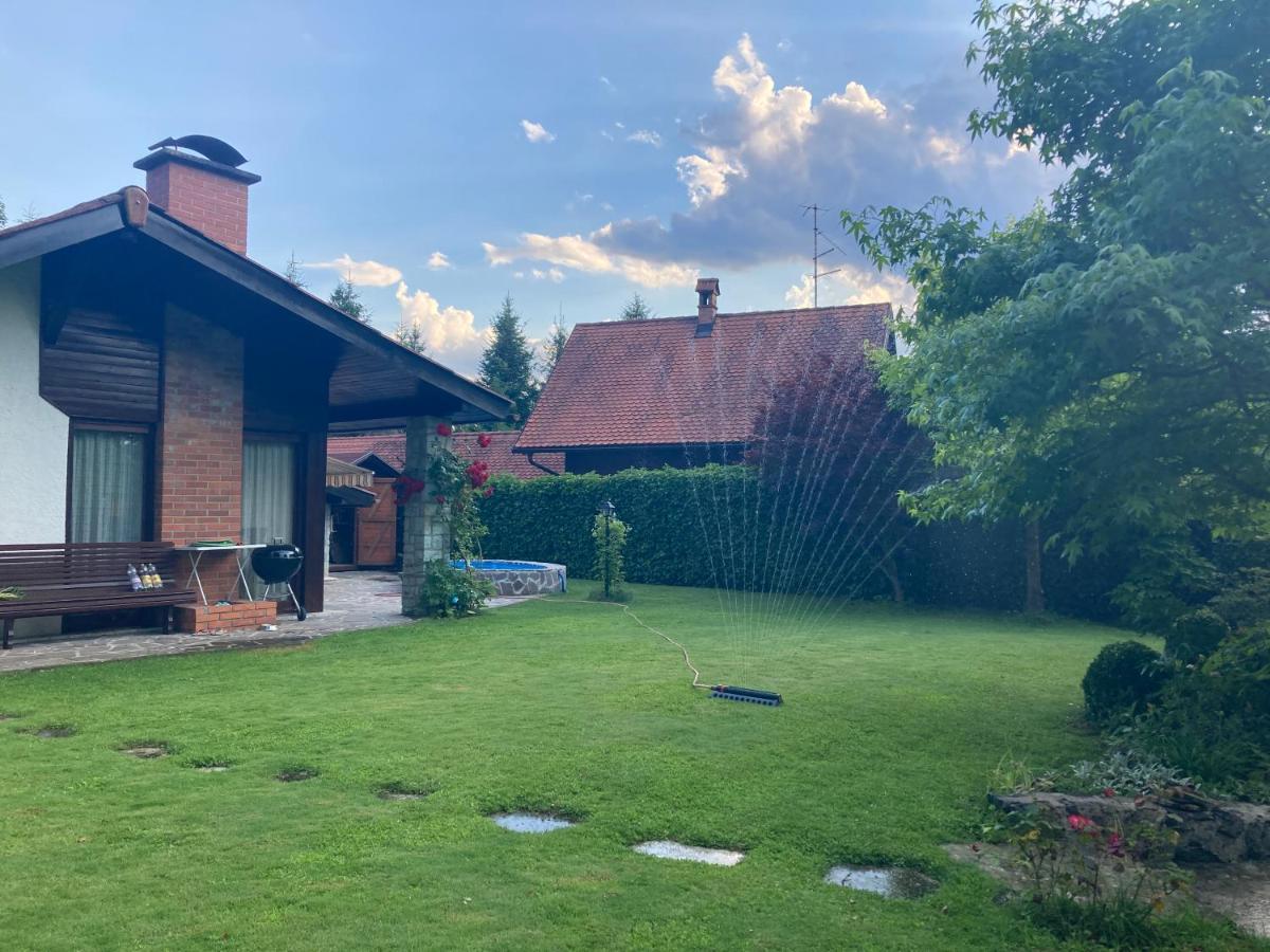 Family Lake House Zbilje Ljubljana Exteriör bild